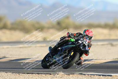 media/Dec-07-2025-CVMA (Sun) [[3e7d2de5dc]]/Race 16-Formula Middleweight/